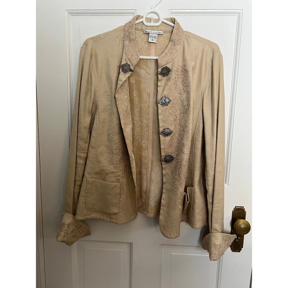 Peter Nygard Women's 12 Jacket Beige Embroidered Filigree Hook and Eye Floral - Picture 4 of 12